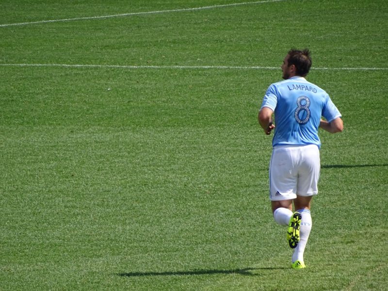 Frank Lampard running on the field 