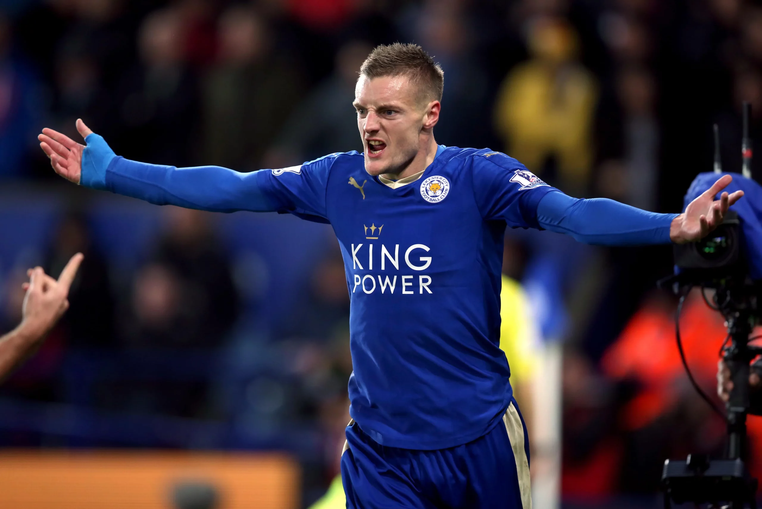 Leicester City's Jamie Vardy celebrates scoring his side's first goal of the game.